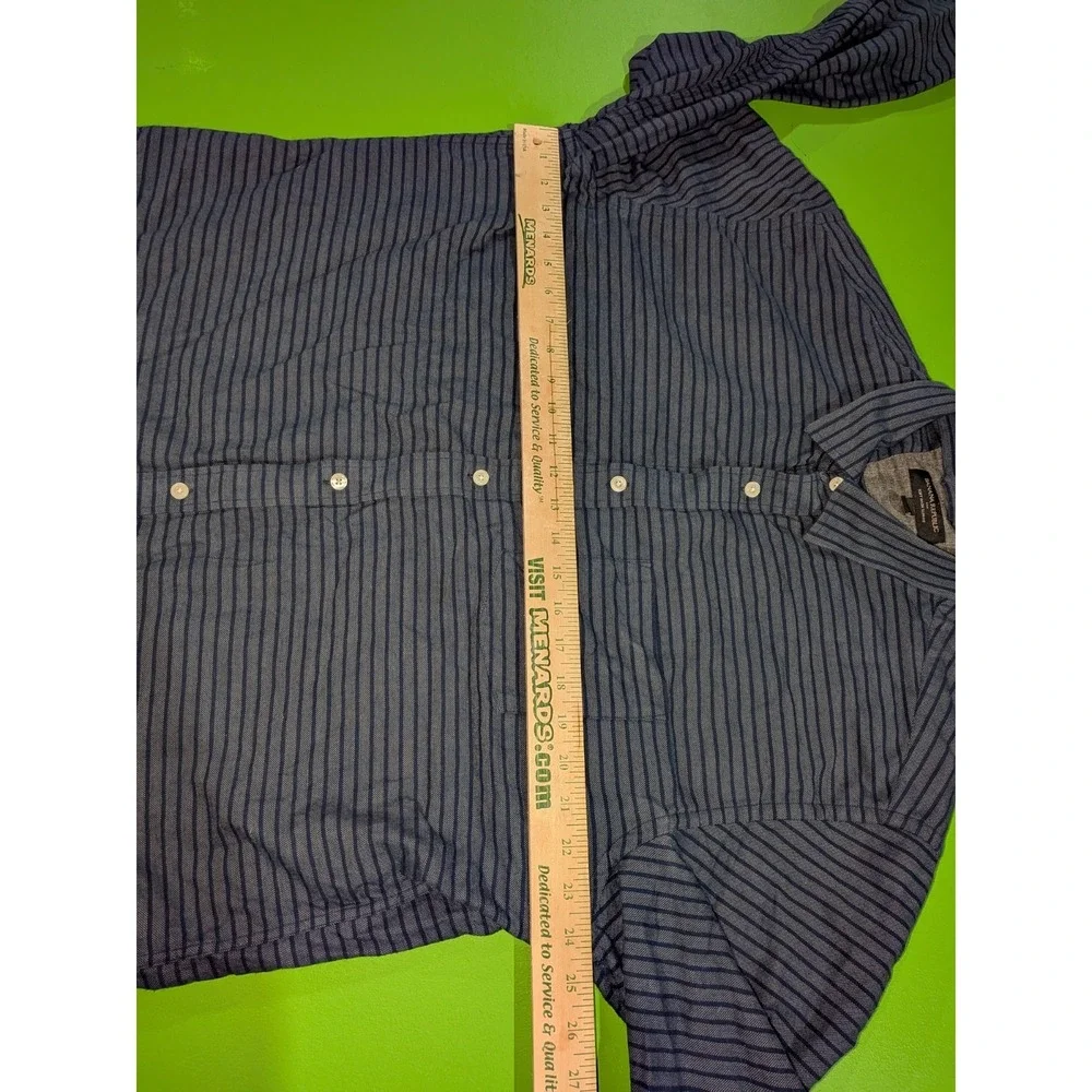 Banana Republic Soft Wash Slim Fit‎ Button Up Shirt Men's XL Blue Striped